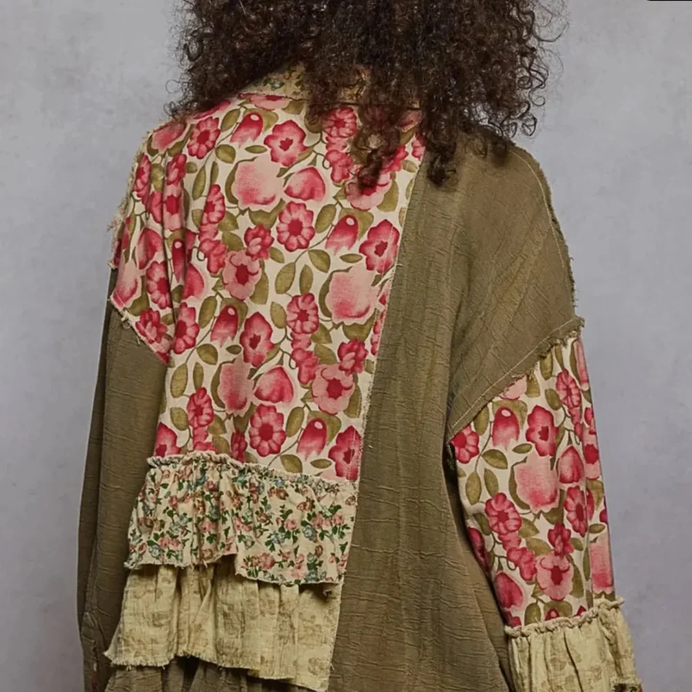 🆕 🌸 POL Boho Patchwork Floral Long Sleeve Patchwork Double Gauze NWOT